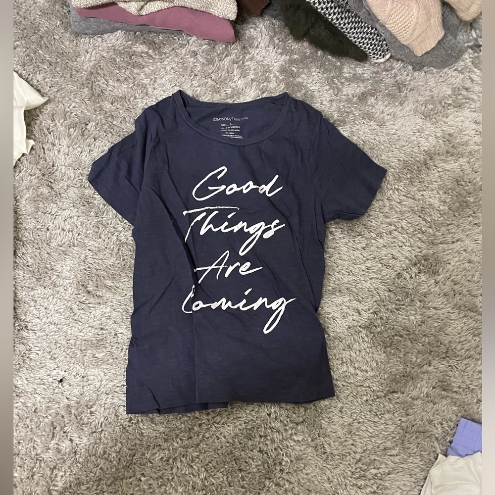 Navy blue tshirt. Size L.